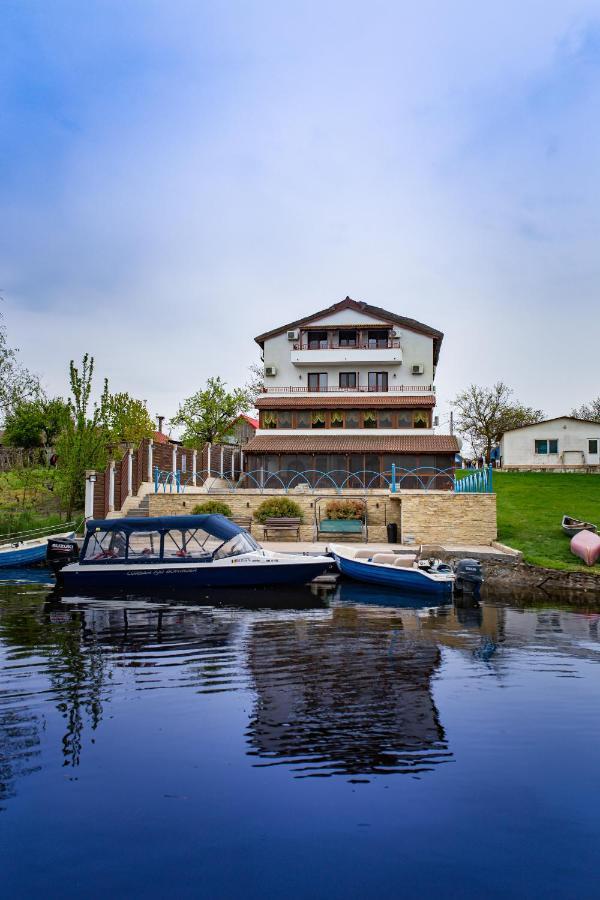 Pensiunea Pestisorul Dunavăţu de Jos Esterno foto