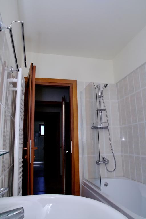 Pensiunea Pestisorul Dunavăţu de Jos Camera foto